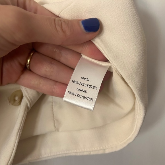 House of Harlow Cream Colored Cropped Vest size M - Picture 5 of 5